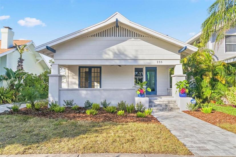 Picture of 235 11Th Avenue Ne, St Petersburg FL 33701