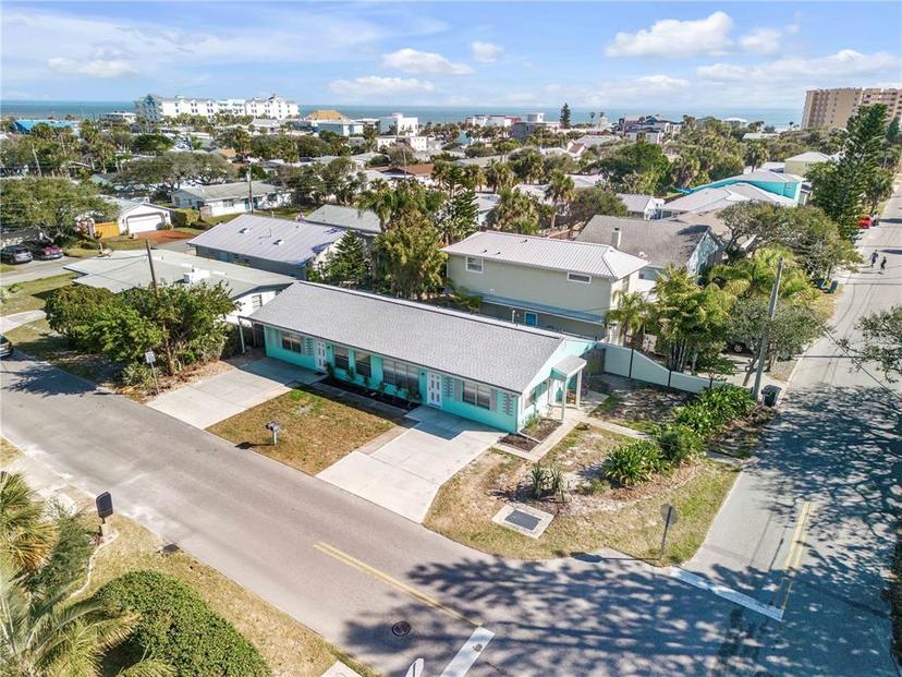 Picture of 405 407 S Cooper Street Unit 1 2, New Smyrna Beach FL 32169