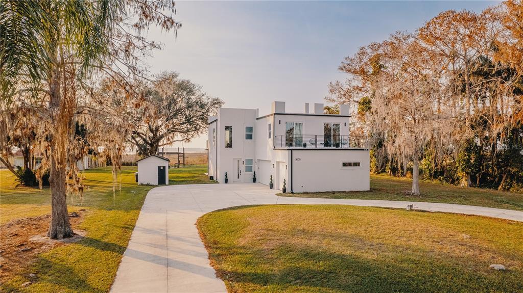 Picture of 3000 Tohopekaliga Drive, St Cloud, FL 34772