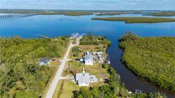 Picture of 414 Glenholm Avenue, Punta Gorda, FL 33950