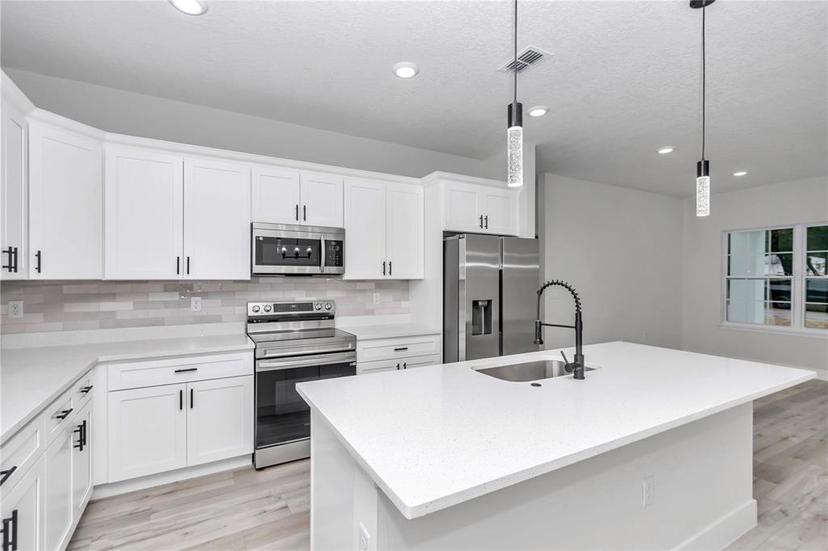 Picture of 9916 N Fairy Lilly Drive, Citrus Springs FL 34433