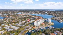 Picture of 1330 Snell Isle Boulevard Ne Unit 4, St Petersburg, FL 33704