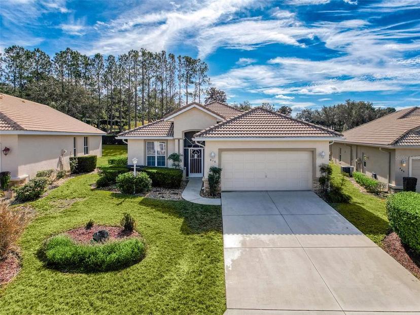 Picture of 856 W Silver Meadow Loop, Hernando FL 34442