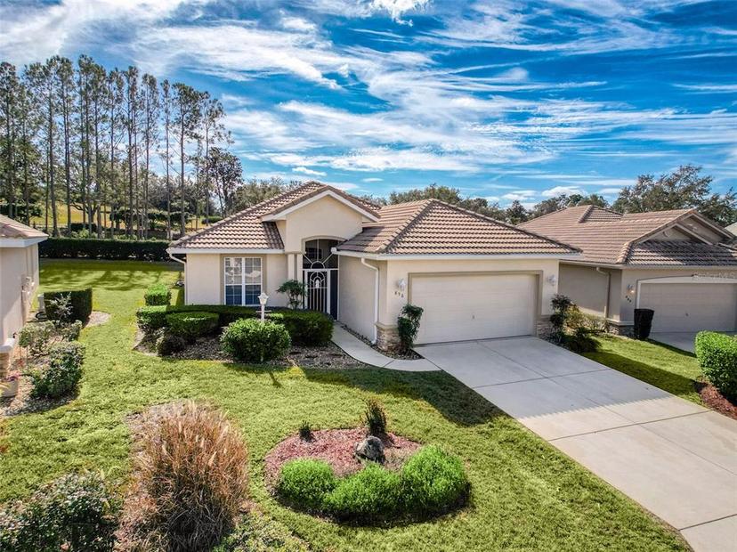 Picture of 856 W Silver Meadow Loop, Hernando FL 34442