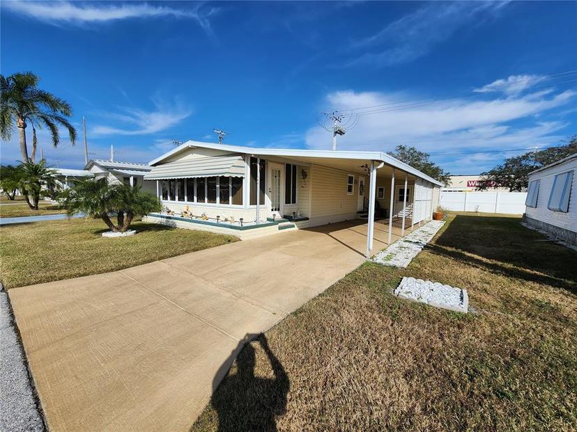 Picture of 808 53Rd Avenue E Unit 9, Bradenton FL 34203