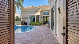 Picture of 3598 Fair Oaks Lane, Longboat Key, FL 34228