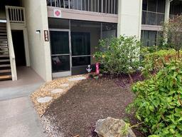 Picture of 634 Bird Bay Drive E Unit 103, Venice, FL 34285