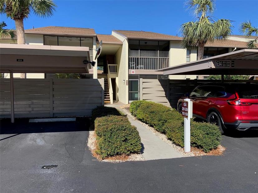 Picture of 634 Bird Bay Drive E Unit 103, Venice FL 34285