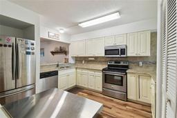Picture of 5557 Sea Forest Drive Unit 117, New Port Richey, FL 34652