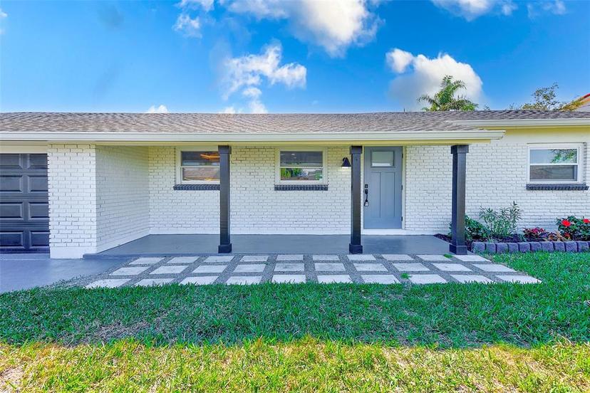Picture of 8722 Elmwood Lane, Tampa FL 33615