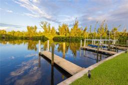 Picture of 1348 Rock Dove Court Unit C204, Punta Gorda, FL 33950