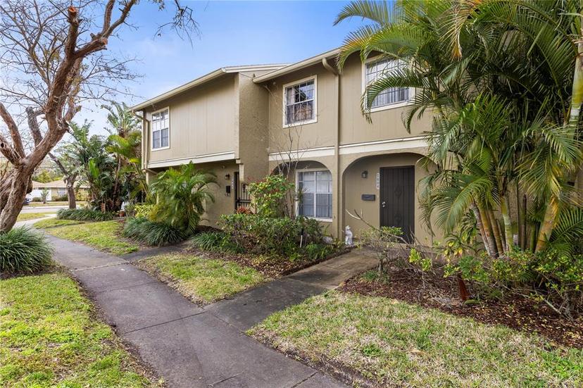 Picture of 7606 Woodbridge Boulevard, Tampa FL 33615