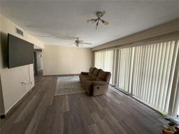 Picture of 501 Maple Leaf Court Unit 501A, Haines City, FL 33844