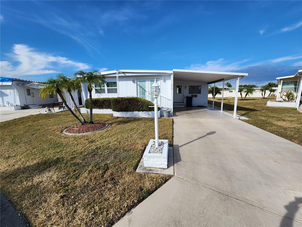 Picture of 308 Danube Circle, Bradenton, FL 34207