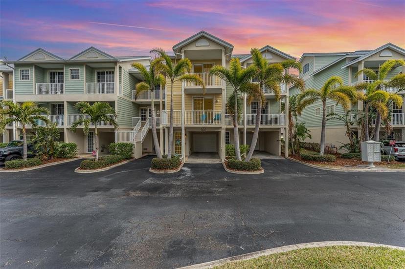 Picture of 559 Bahia Beach Boulevard, Ruskin FL 33570