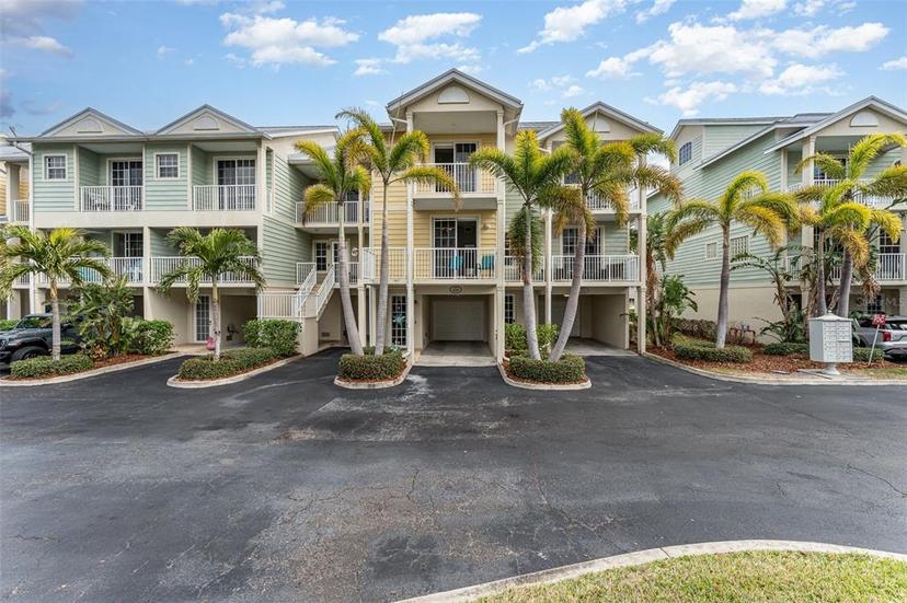 Picture of 559 Bahia Beach Boulevard, Ruskin FL 33570
