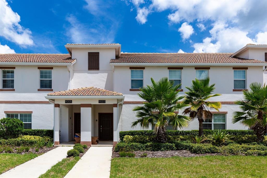 Picture of 9003 Stinger Drive, Davenport, FL 33896
