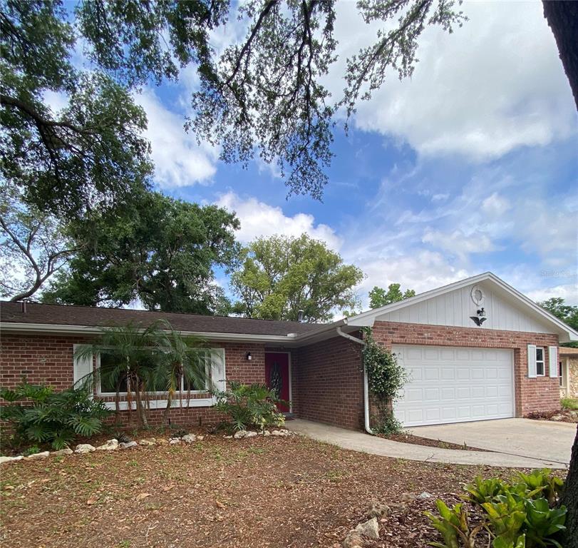 Picture of 3450 Laurel Drive, Mount Dora, FL 32757