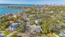 Picture of 2133 Oriole Drive, Sarasota, FL 34239