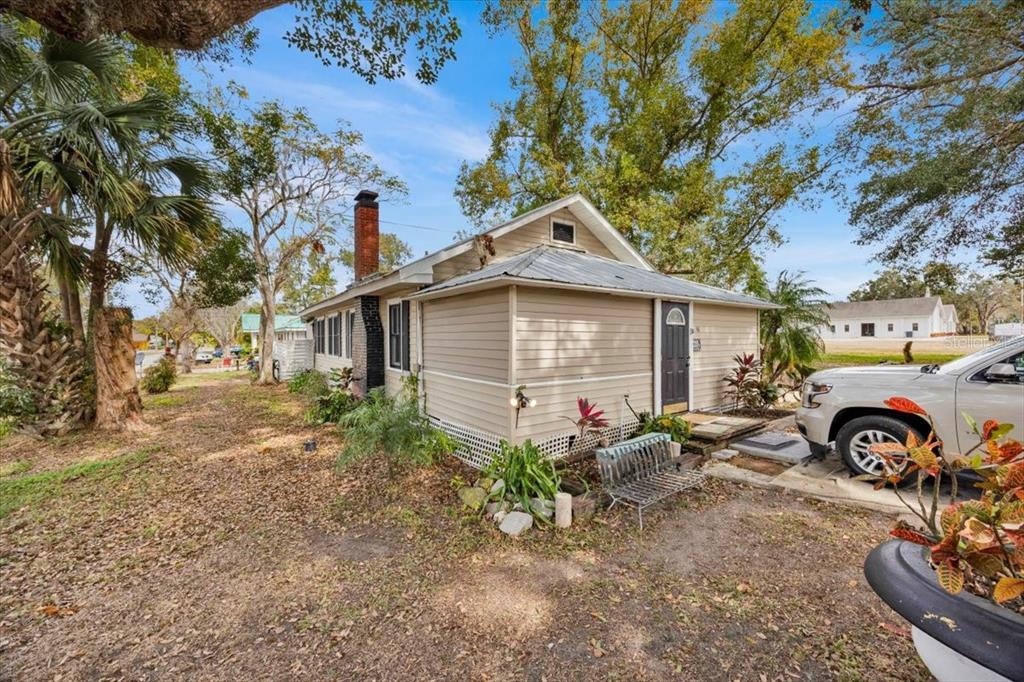 Picture of 590 W Vine Street, Bartow, FL 33830
