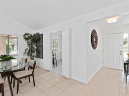 Picture of 1934 Abbington Street Unit 37, Apopka, FL 32712