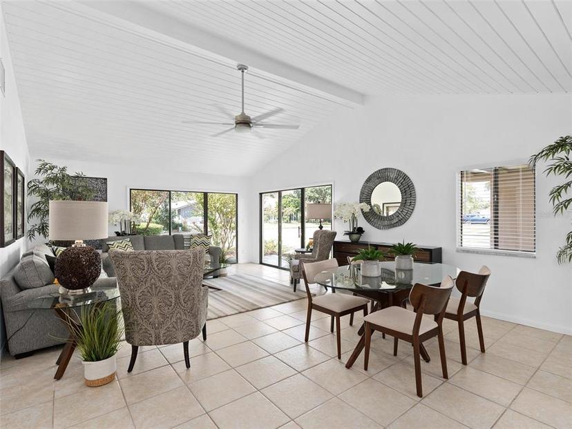 Picture of 1934 Abbington Street Unit 37, Apopka FL 32712
