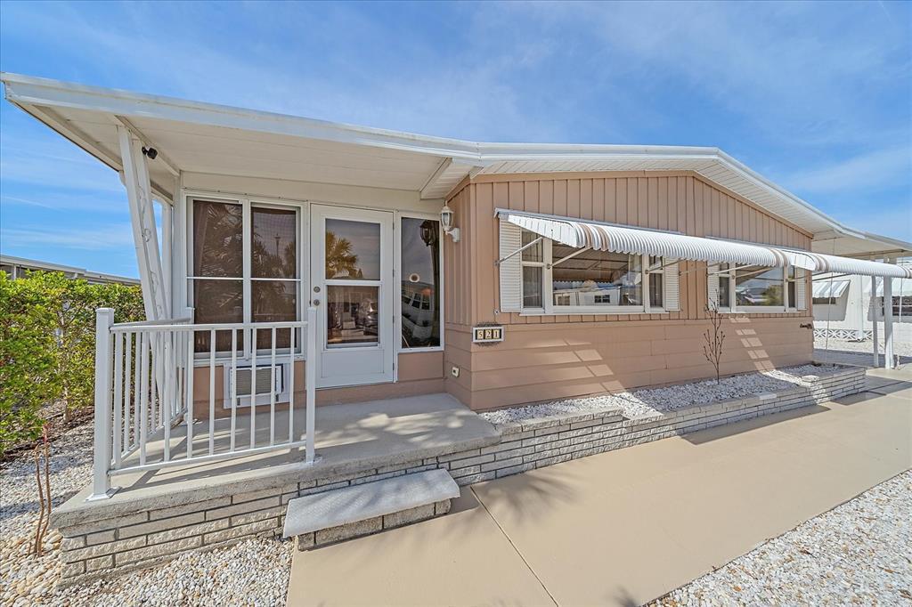 Picture of 521 Roma Road, Venice, FL 34285