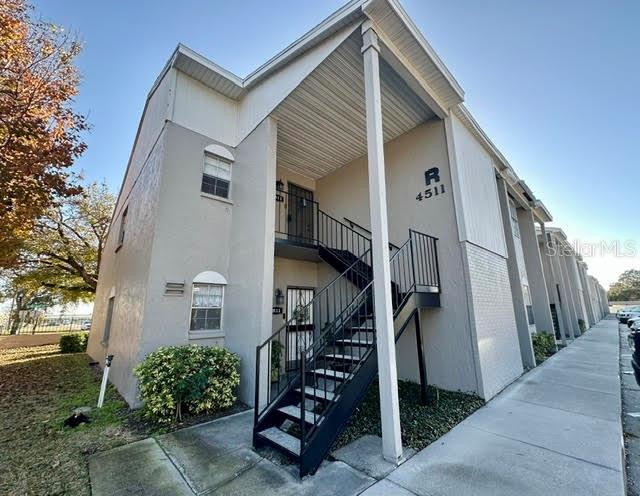 Picture of 4511 S Oak Drive Unit R12, Tampa FL 33611
