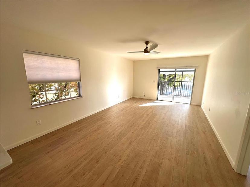 Picture of 4511 S Oak Drive Unit R12, Tampa FL 33611