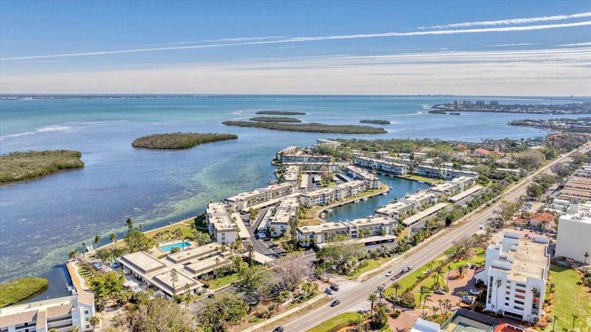 Picture of 4350 Chatham Drive Unit E106, Longboat Key FL 34228