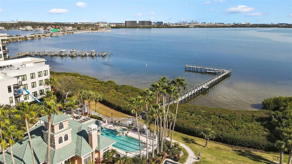 Picture of 1203 Bay Club Circle Unit 1203, Tampa, FL 33607