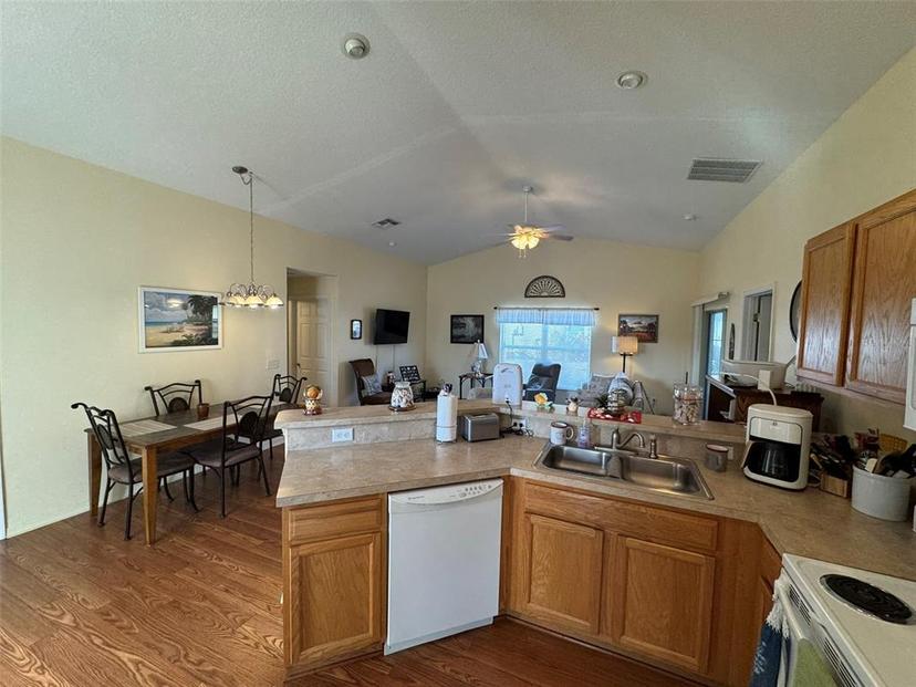 Picture of 241 Shady Lane, Deland FL 32724