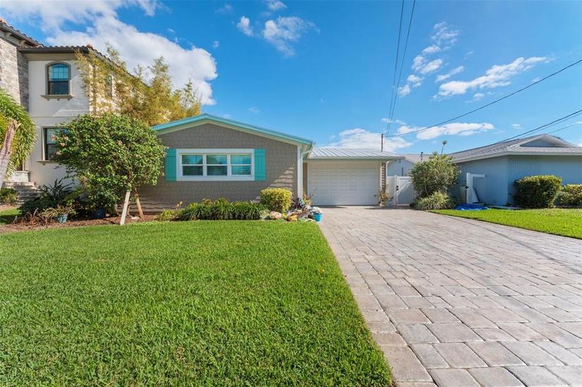 Picture of 6323 Bayou Grande Boulevard Ne, St Petersburg FL 33702