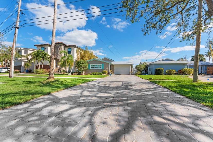 Picture of 6323 Bayou Grande Boulevard Ne, St Petersburg FL 33702