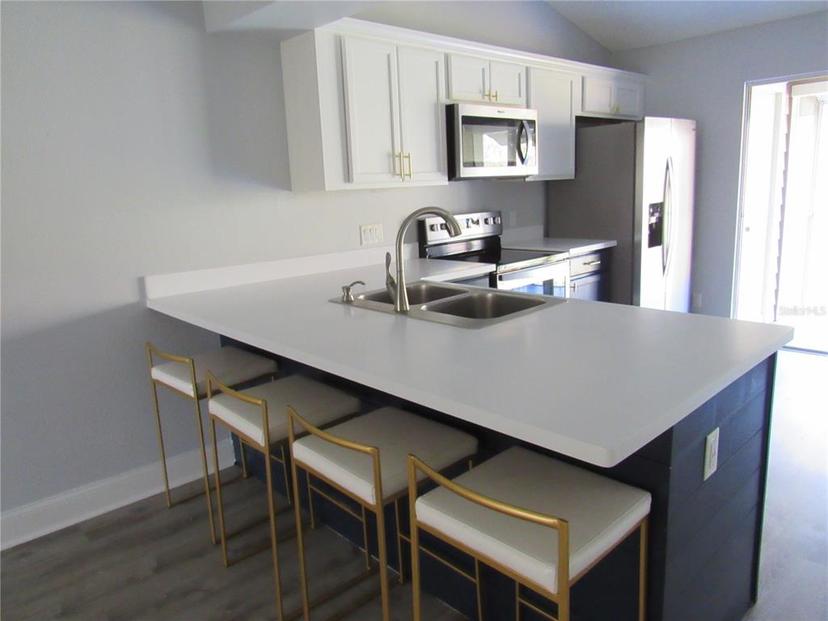 Picture of 121 Reserve Circle Unit 209, Oviedo FL 32765