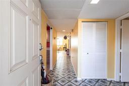 Picture of 501 Spring Lakes Boulevard Unit 501, Bradenton, FL 34210