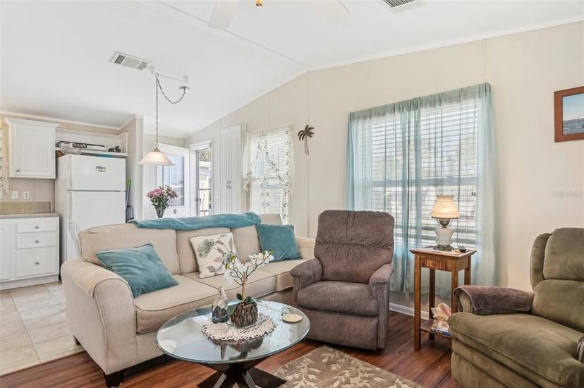 Picture of 6904 Cortez Road W Unit 10, Bradenton FL 34210