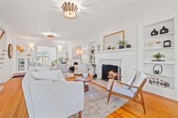 Picture of 425 20Th Avenue Ne, St Petersburg, FL 33704