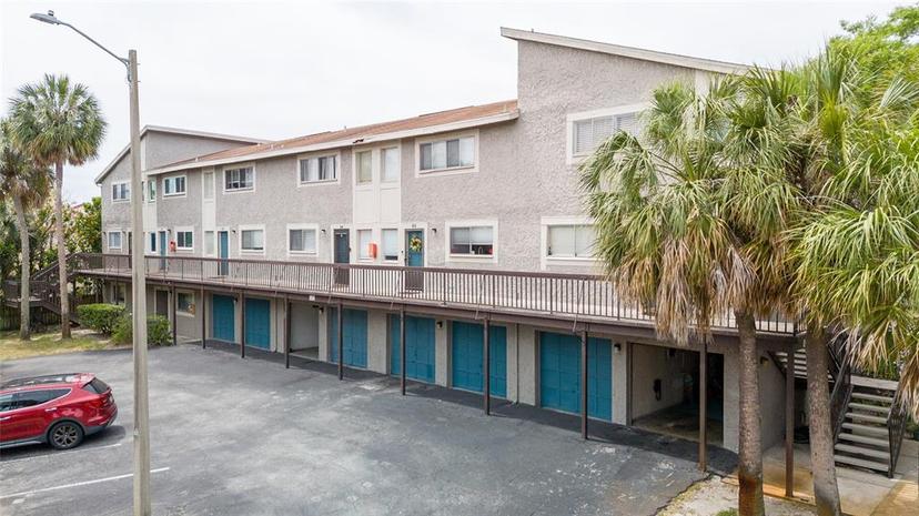 Picture of 6325 Newtown Circle Unit 25B2, Tampa FL 33615
