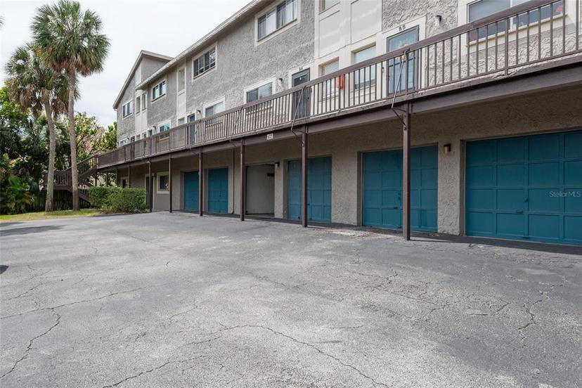 Picture of 6325 Newtown Circle Unit 25B2, Tampa FL 33615