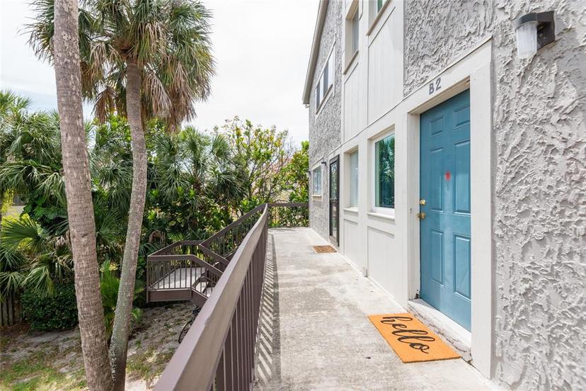 Picture of 6325 Newtown Circle Unit 25B2, Tampa FL 33615
