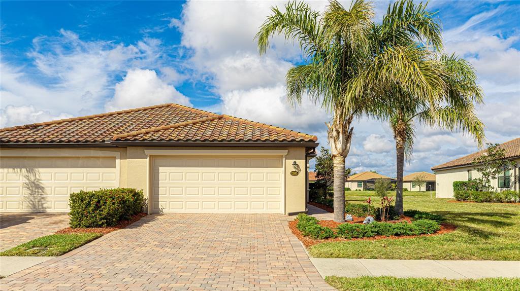 Picture of 12563 Felice Dr, Venice, FL 34293