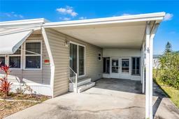 Picture of 521 Lakeside Ranch Way, Winter Haven, FL 33881