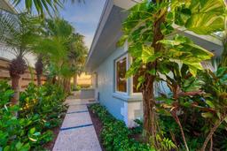 Picture of 325 Casey Key Road, Nokomis, FL 34275