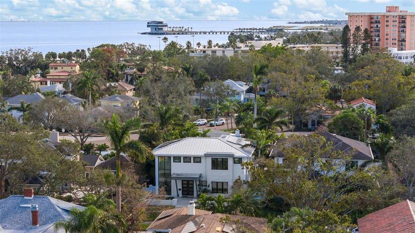 Picture of 720 16Th Avenue Ne, St Petersburg FL 33704