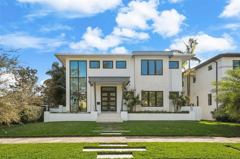 Picture of 720 16Th Avenue Ne, St Petersburg FL 33704