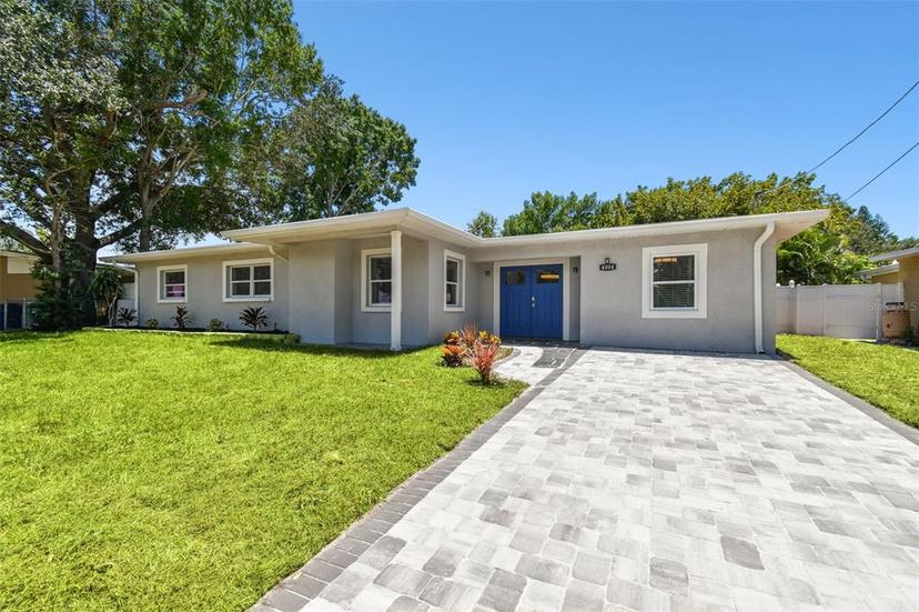 Picture of 4004 W Coachman Avenue, Tampa FL 33611