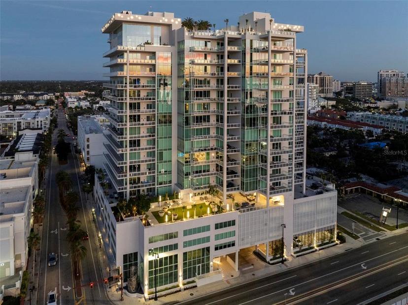 Picture of 540 N Tamiami Trail Unit 802, Sarasota FL 34236