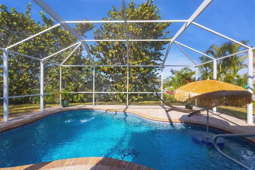 Picture of 142 Caddy Road, Rotonda West FL 33947