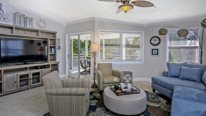 Picture of 1228 Siesta Bayside Drive Unit 1228-C, Sarasota FL 34242